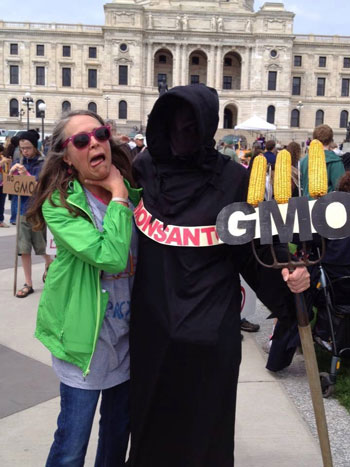 march-againt-Monsanto-Minnesota